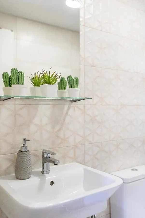 Moderno Apartamento En Centro De Granada 0*,  Spagna