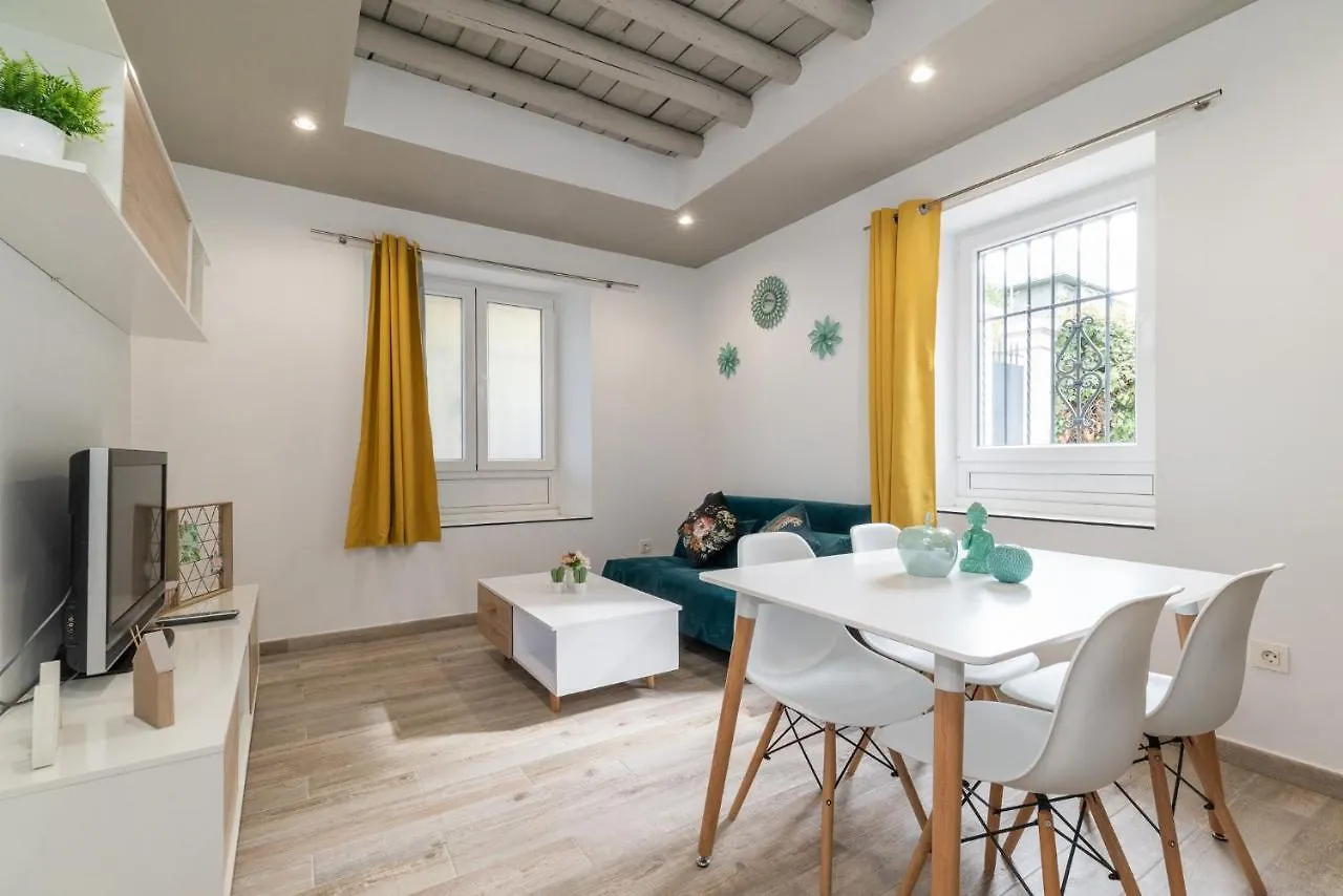 Moderno Apartamento En Centro De Granada 0*,