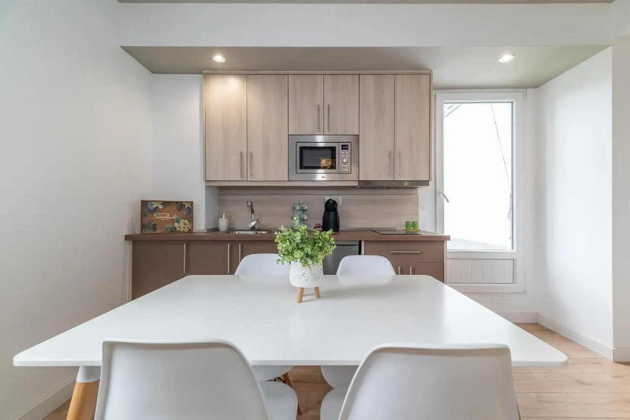 Moderno Apartamento En Centro De Granada